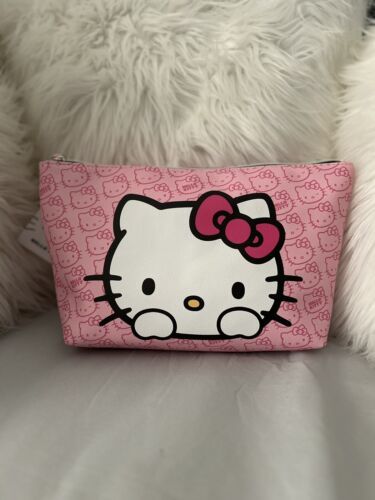 Hello Kitty Sanrio Makeup Bag Cosmetic Pouch NWT